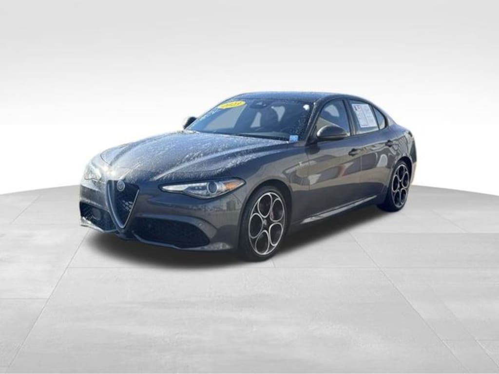 Used 2023 Alfa Romeo Giulia Ti Sedan