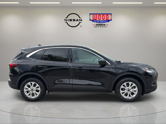 Used 2024 Ford Escape Active with VIN 1FMCU9GN0RUA97371 for sale in Kansas City