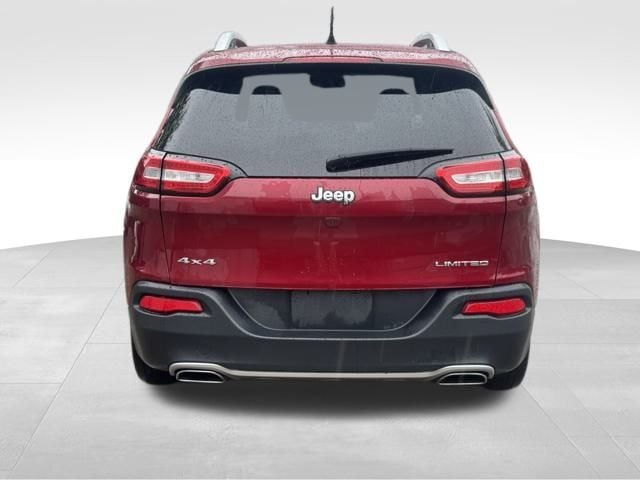 Used 2016 Jeep Cherokee Limited with VIN 1C4PJMDS9GW174655 for sale in Harrison, AR