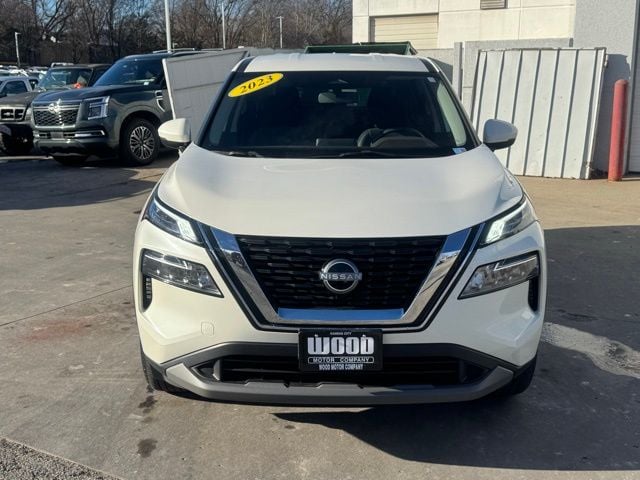 Used 2023 Nissan Rogue SV with VIN JN8BT3BB4PW464937 for sale in Kansas City