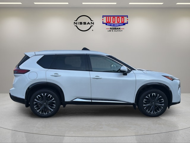 Used 2024 Nissan Rogue Platinum with VIN JN8BT3DD5RW250119 for sale in Kansas City