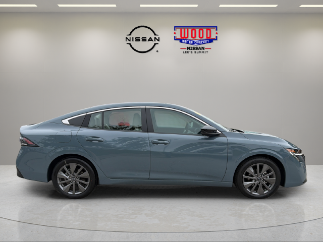 Certified 2026 Nissan Sentra SL with VIN 3N1AB9EW7TY229420 for sale in Kansas City