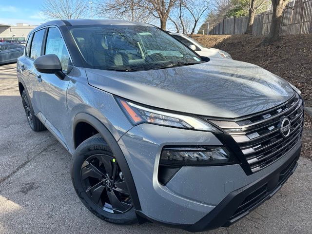 2026 Nissan Rogue SV's photo