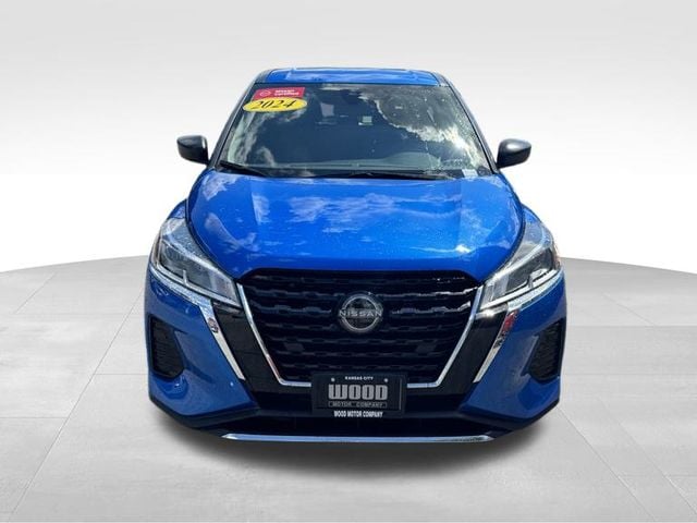 Certified 2024 Nissan Kicks S with VIN 3N1CP5BV3RL594889 for sale in Kansas City