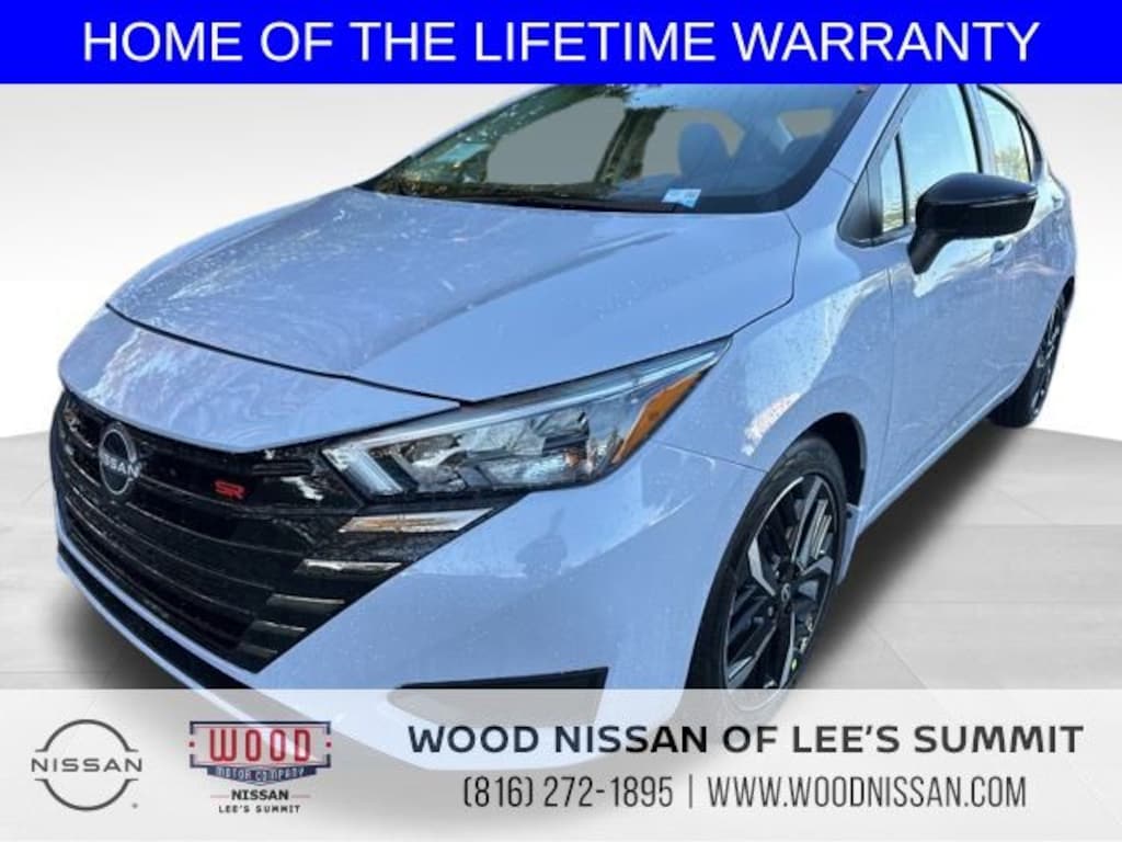 New 2025 Nissan Versa 1.6 SR Sedan