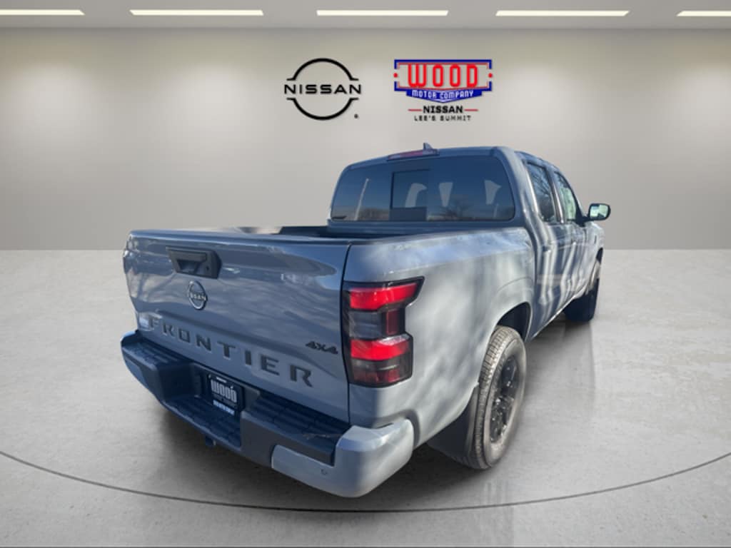 New 2026 Nissan Frontier SV Truck Crew Cab