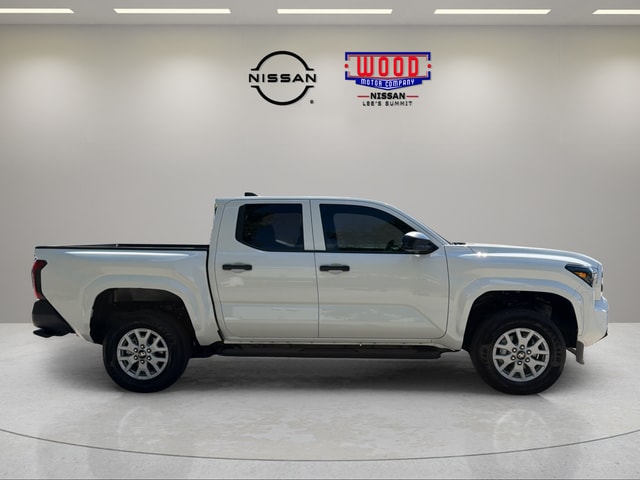 Used 2026 Toyota Tacoma SR with VIN 3TYKD5HN6TT042298 for sale in Kansas City