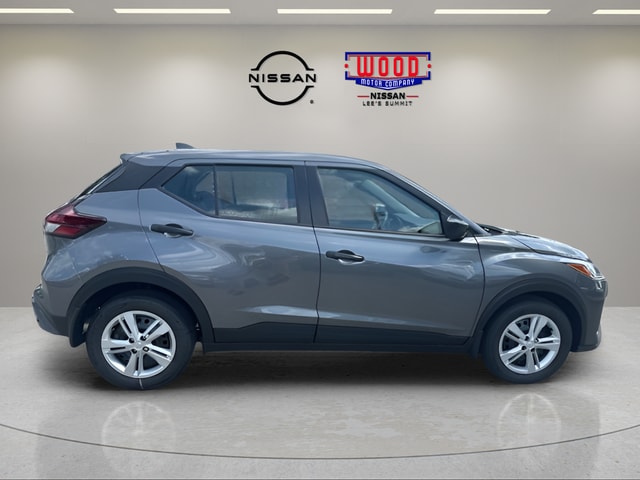 Certified 2025 Nissan KICKS PLAY Base with VIN 3N1CP5BV2SL490318 for sale in Kansas City