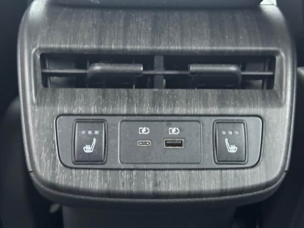 Used 2024 Nissan Ariya Evolve+ e-4orce SUV