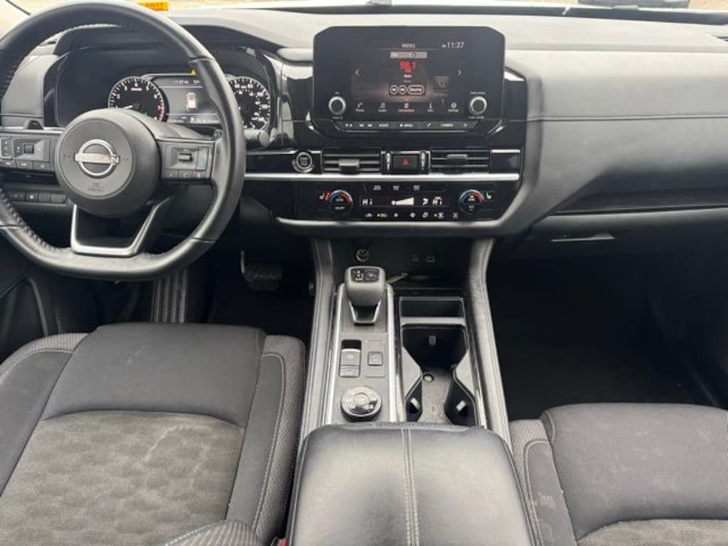 Used 2024 Nissan Pathfinder SV SUV