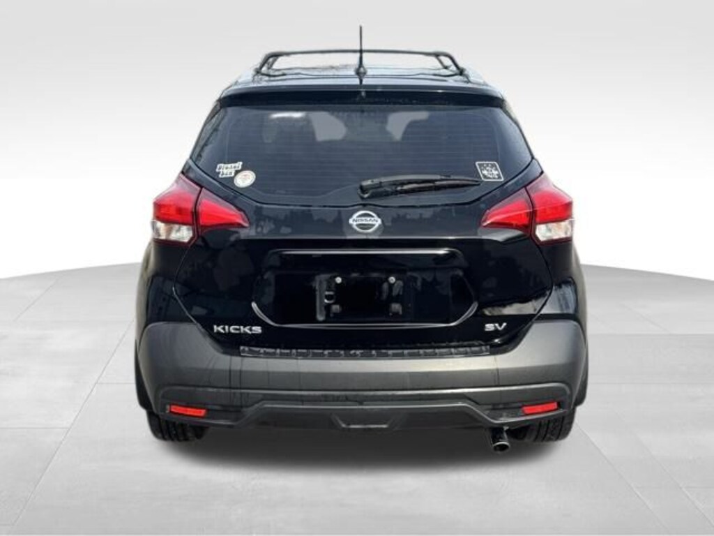 Used 2019 Nissan Kicks SV SUV