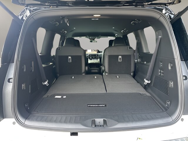 2026 Nissan Armada PRO-4X - Photo 26