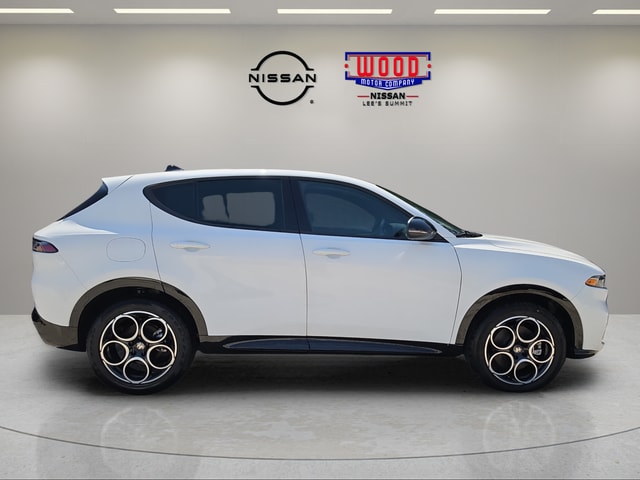 Used 2025 Alfa Romeo Tonale Base with VIN ZASNATAN1S3090974 for sale in Kansas City