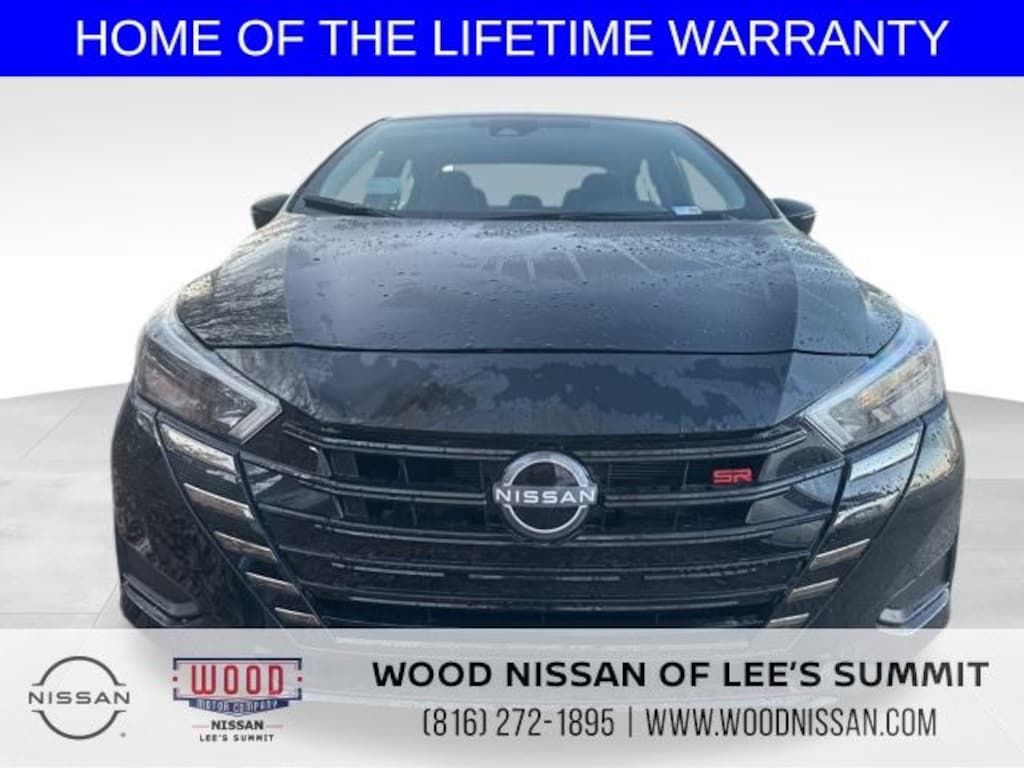 New 2025 Nissan Versa 1.6 SR Sedan