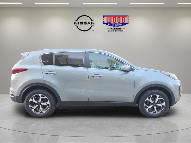 Used 2022 Kia Sportage LX with VIN KNDPMCAC1N7999093 for sale in Kansas City