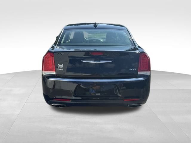 Used 2015 Chrysler 300 Limited with VIN 2C3CCARGXFH894379 for sale in Harrison, AR