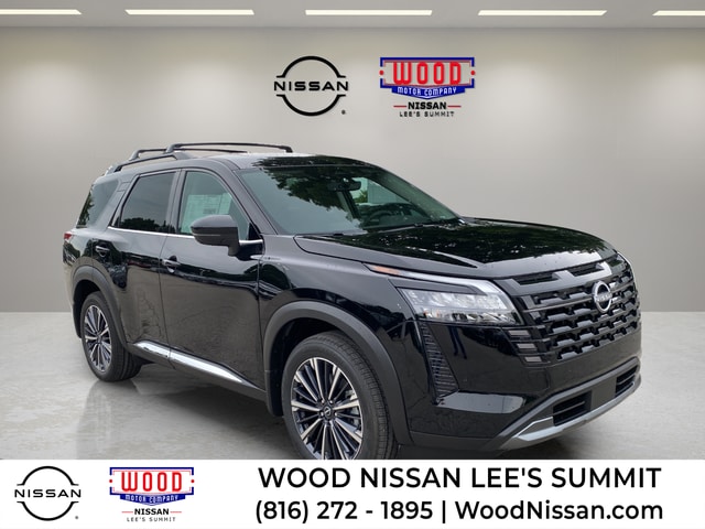 2026 Nissan Pathfinder Platinum 4WD's photo