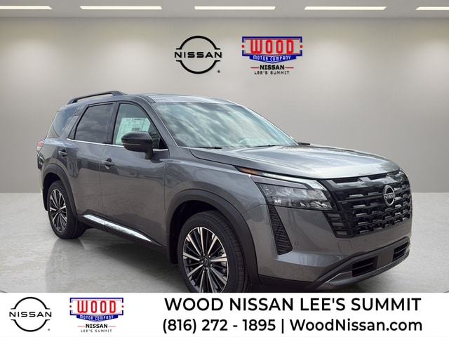 2026 Nissan Pathfinder Platinum 4WD's photo