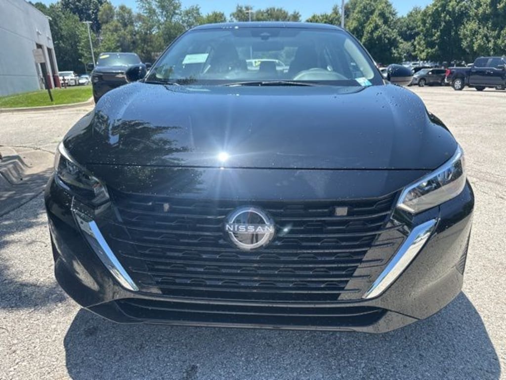 New 2025 Nissan Sentra SV Sedan