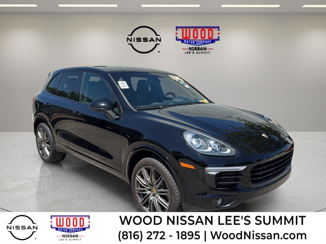 2018 Porsche Cayenne Platinum Edition's photo