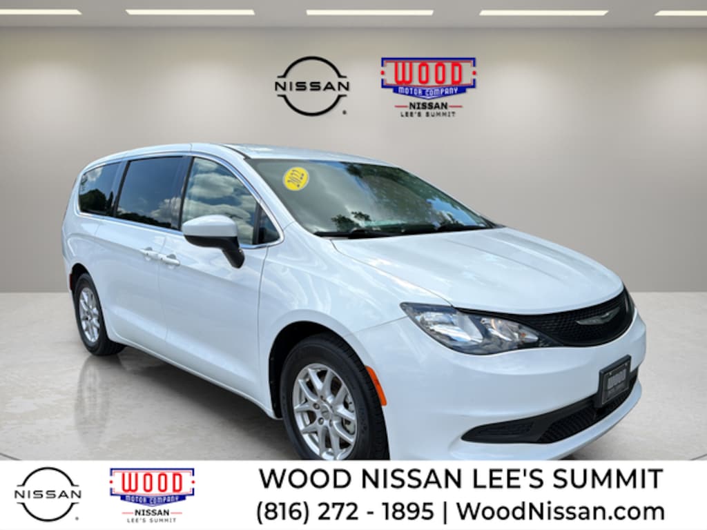 Used 2022 Chrysler Voyager LX Minivan/Van