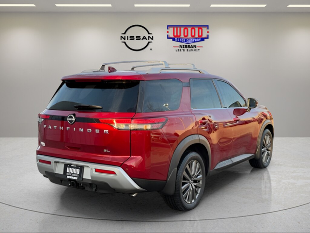 Used 2022 Nissan Pathfinder SL SUV