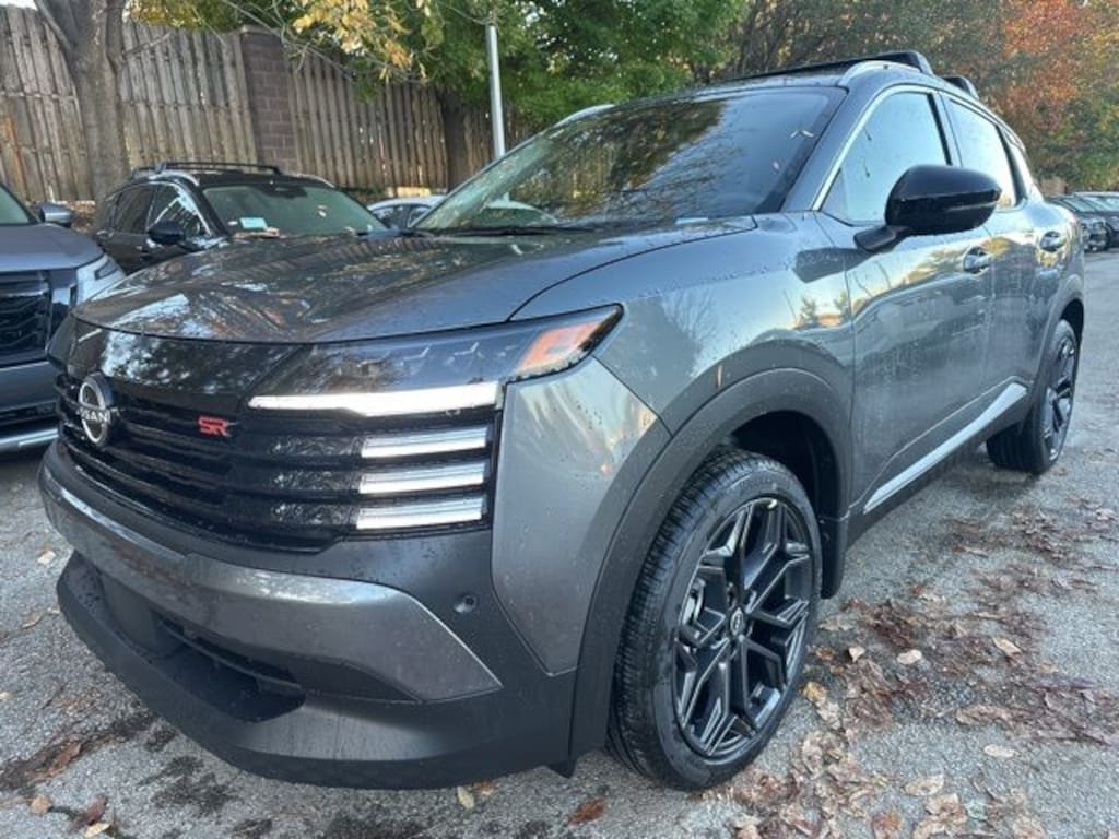 New 2026 Nissan Kicks SR SUV