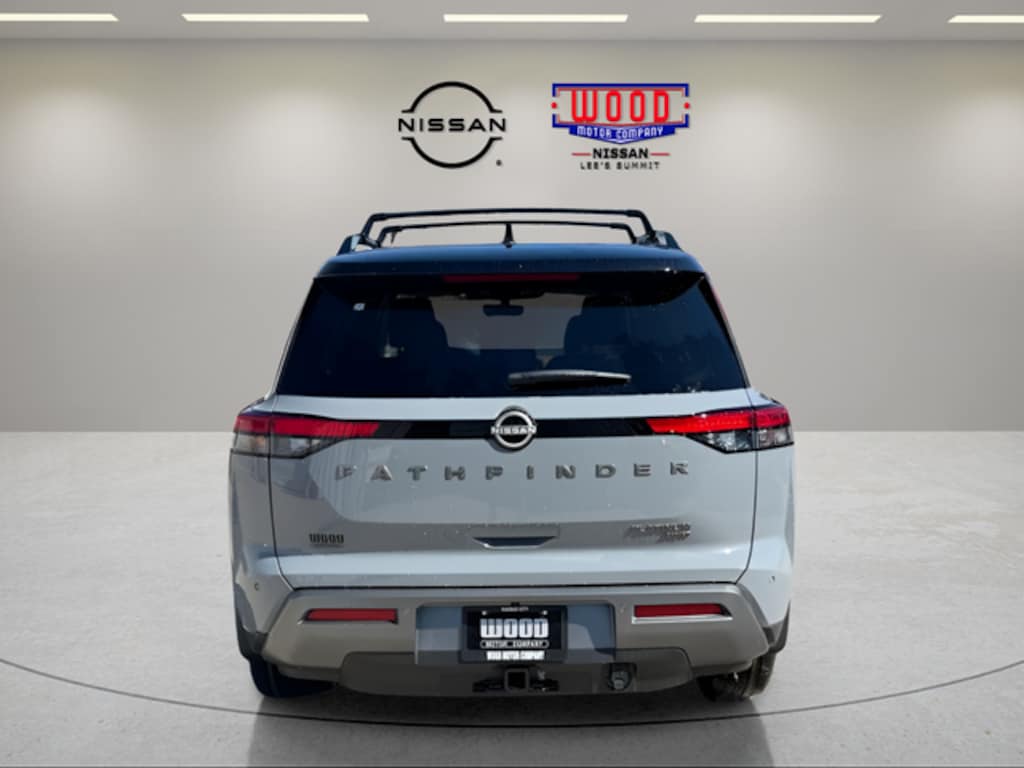 New 2026 Nissan Pathfinder Platinum SUV