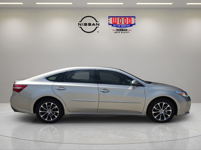 Used 2017 Toyota Avalon XLE with VIN 4T1BK1EB6HU259031 for sale in Kansas City