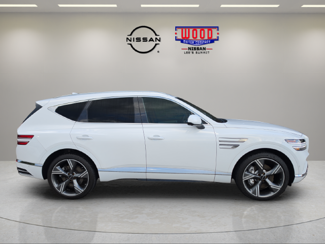 Used 2025 GENESIS GV80 Prestige with VIN KMUHEESC3SU217608 for sale in Kansas City