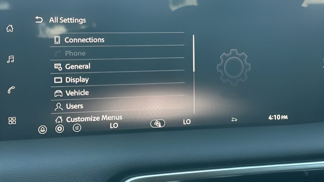 2026 Nissan Armada SV - Photo 43