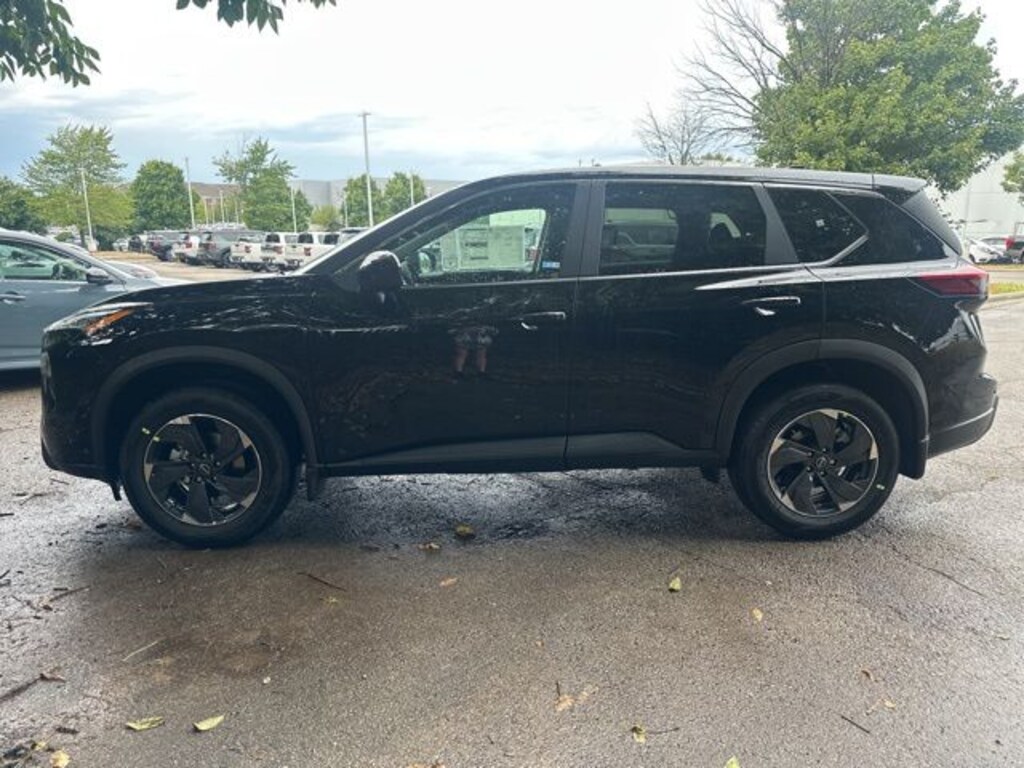 New 2026 Nissan Rogue SV SUV