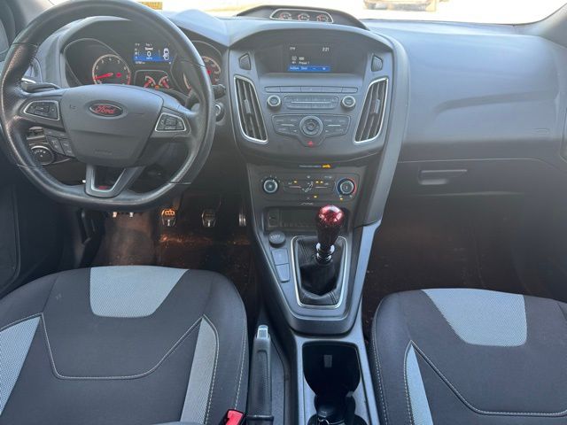 2018 Ford Focus ST photo 3