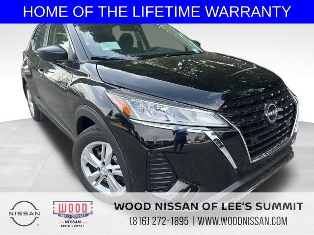 2025 Nissan KICKS PLAY Base's photo