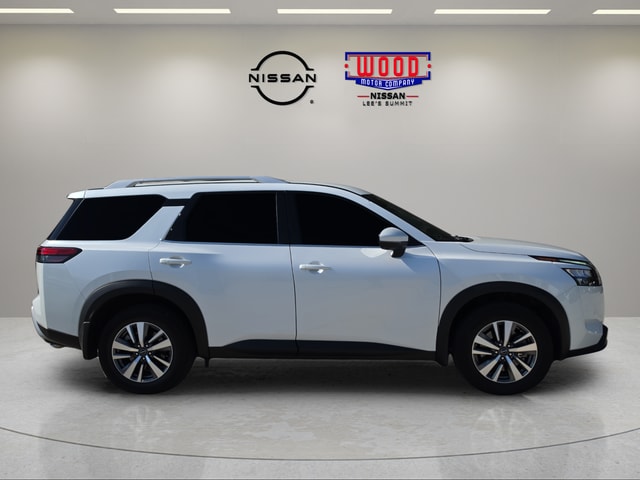 Used 2025 Nissan Pathfinder SL with VIN 5N1DR3CC4SC263796 for sale in Kansas City