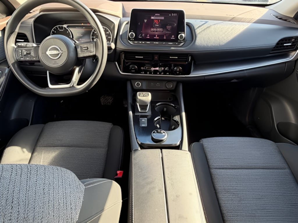 Used 2022 Nissan Rogue SV SUV