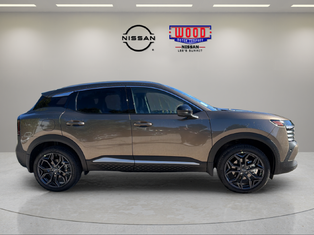 New 2027 Nissan Kicks SR SUV