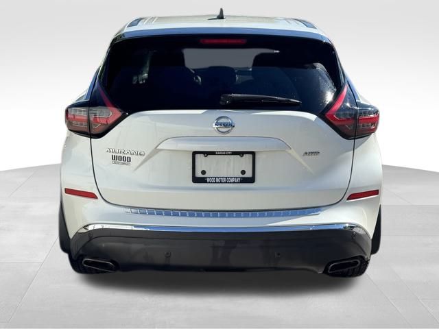 2022 Nissan Murano S photo 2
