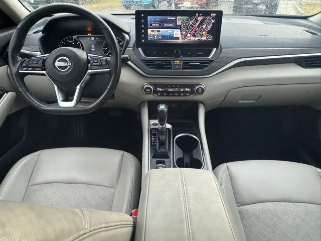 2024 Nissan Altima 2.5 SL photo 3