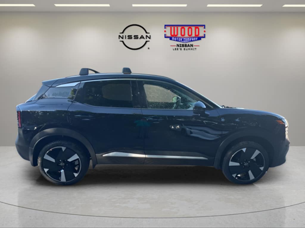 New 2026 Nissan Kicks SR SUV