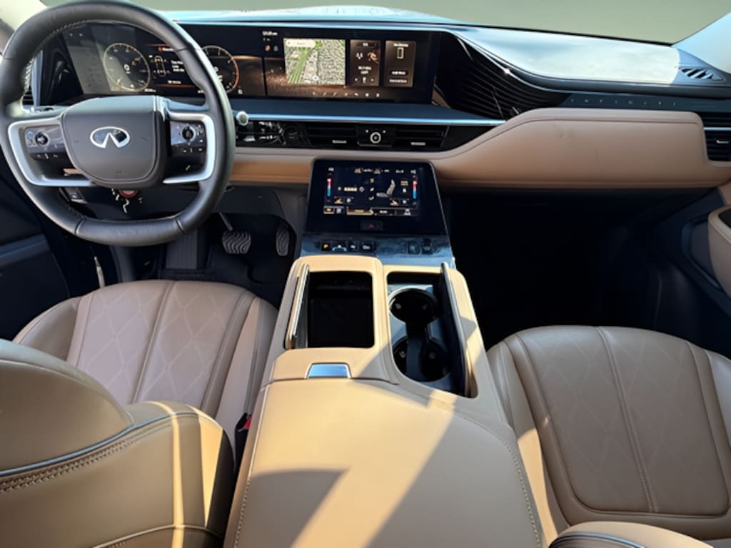Used 2025 INFINITI QX80 Sensory SUV