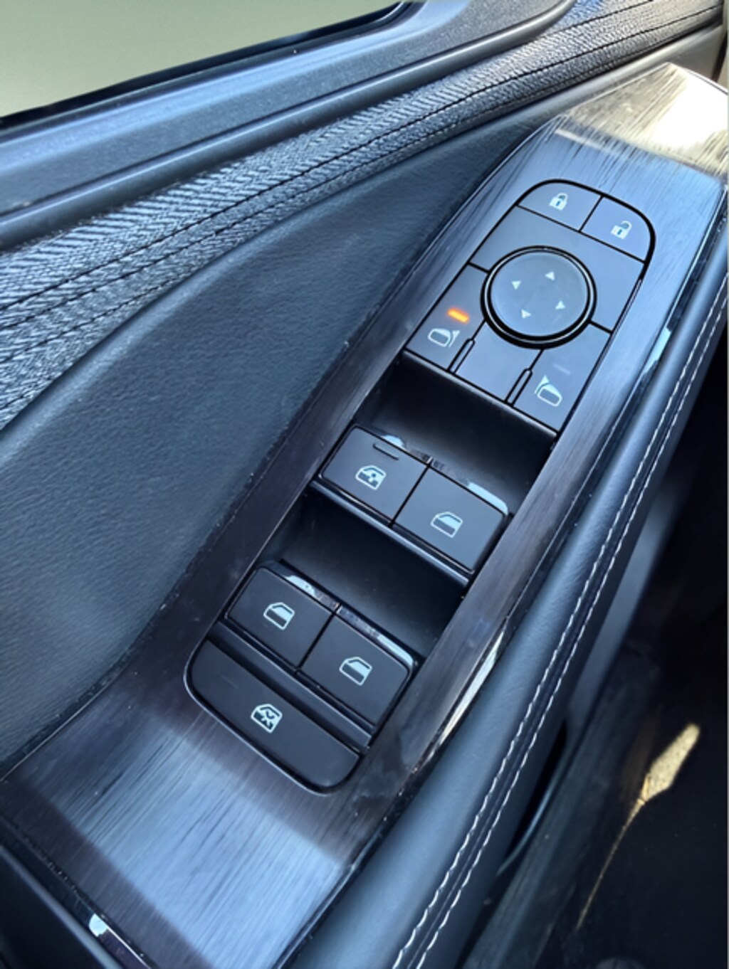 Used 2023 Nissan Rogue SV SUV