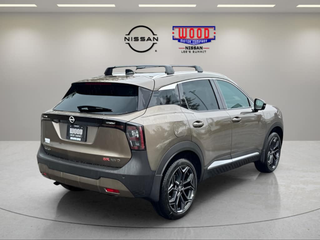 New 2026 Nissan Kicks SR SUV