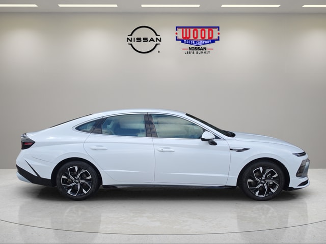 Used 2025 Hyundai Sonata SEL with VIN KMHL64JA0SA435524 for sale in Kansas City