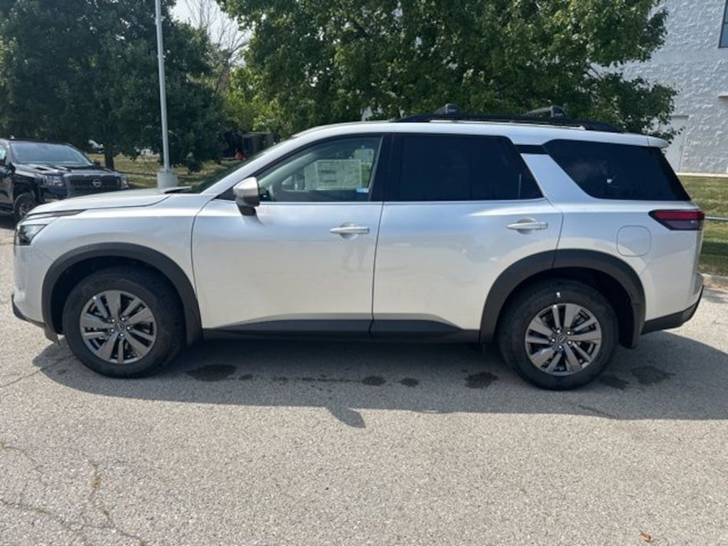 New 2025 Nissan Pathfinder SV SUV