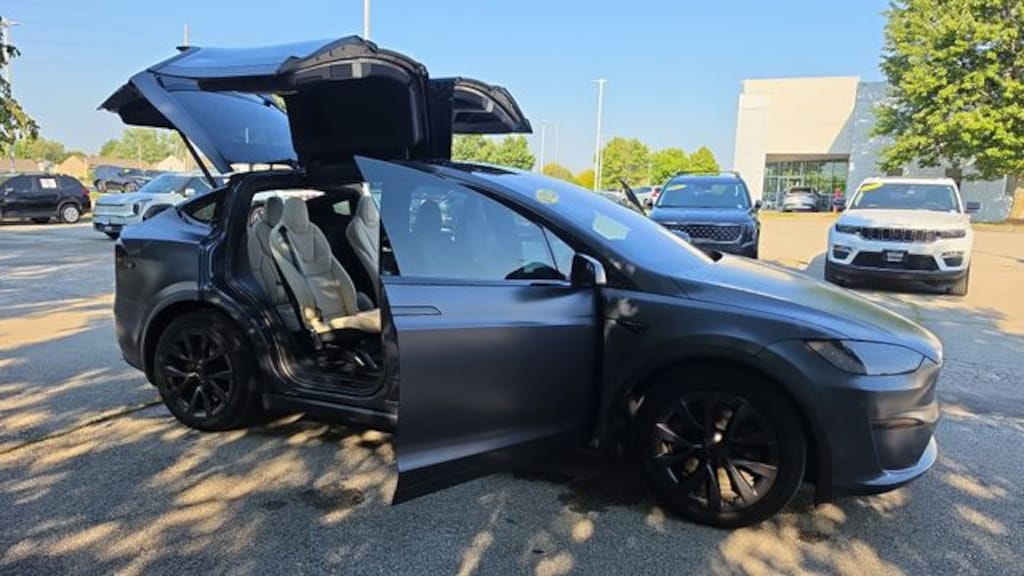 Used 2022 Tesla Model X Plaid SUV
