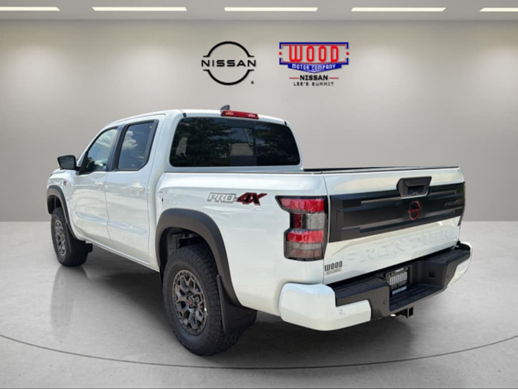 New 2026 Nissan Frontier PRO-4X w/R Package Truck Crew Cab