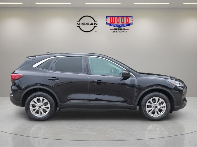 Used 2024 Ford Escape Active with VIN 1FMCU9GN0RUA97371 for sale in Kansas City