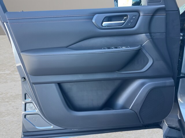 2026 Nissan Armada PRO-4X - Photo 14