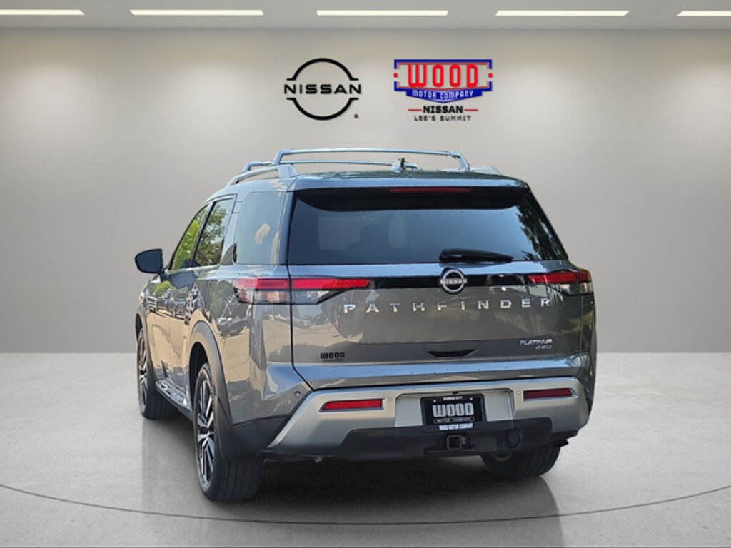 Used 2025 Nissan Pathfinder Platinum SUV